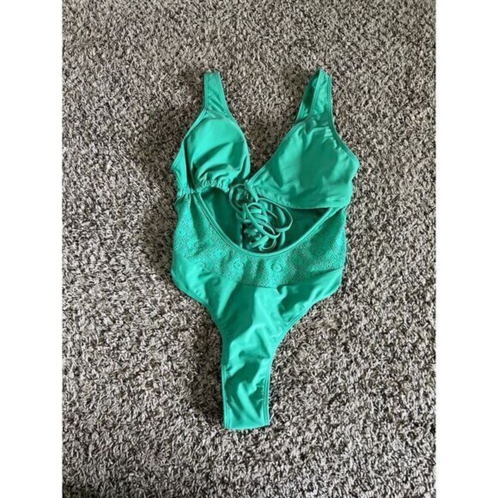 NWOT Peddney Green One Piece Swimsuit Size Small‎